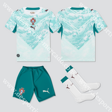 Carregar imagem no visualizador da galeria, NOVO KIT CRIANÇA ALTERNATIVA PORTUGAL MUNDIAL 2026 - 1-2 Anos - Camisola Futebol
