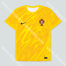 Carregar imagem no visualizador da galeria, Camisola Guarda-Redes Amarela Portugal Euro 2024 Camisola Futebol
