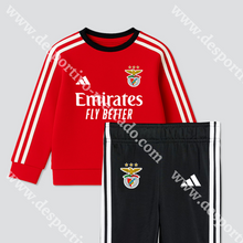 Carregar imagem no visualizador da galeria, NOVO FATO TREINO CRIANÇA PRINCIPAL SL BENFICA 25/26 3-4 Anos
