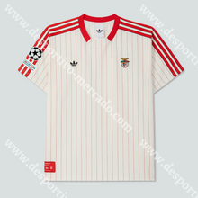 Carregar imagem no visualizador da galeria, NOVA CAMISOLA RETRO SL BENFICA x ADIDAS ORIGINALS 25/26

