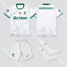 Carregar imagem no visualizador da galeria, NOVO KIT CRIANÇA ALTERNATIVO BRANCO SPORTING CP 25/26
