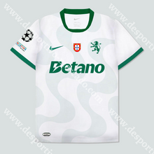 Carregar imagem no visualizador da galeria, NOVA CAMISOLA ALTERNATIVA BRANCA SPORTING CP 25/26
