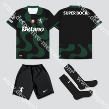 Carregar imagem no visualizador da galeria, NOVO KIT CRIANÇA ALTERNATIVO PRETO SPORTING CP 25/26
