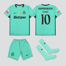 Carregar imagem no visualizador da galeria, NOVO KIT CRIANÇA 3º EQUIPAMENTO SPORTING CP 25/26
